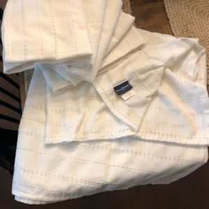 ❌SOLD ❌White Tommy Bahama curtain panels. 6 panels. 36in wide 82 in long